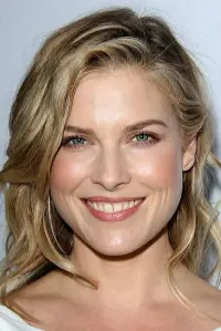 Фото Алі Лартер (Ali Larter)