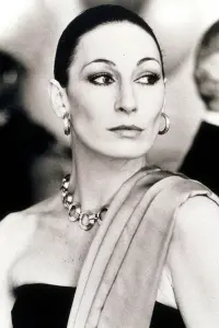 Фото Анжеліка Х'юстон (Anjelica Huston)