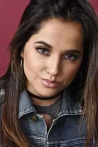 Фото Беккі Г (Becky G)