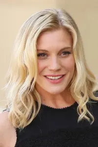 Фото Кеті Сакхофф (Katee Sackhoff)