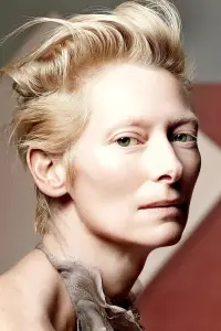 Фото Тільда Суінтон (Tilda Swinton)