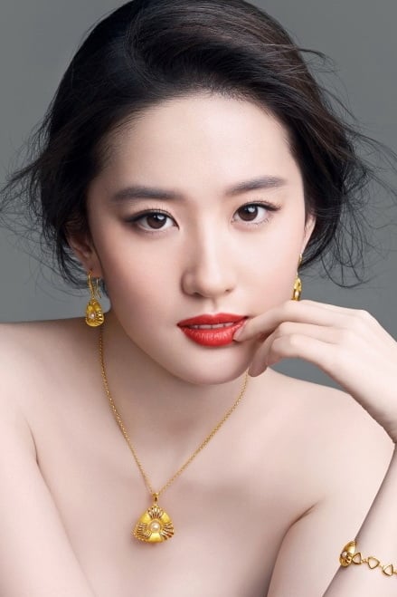 Фото Лю Іфей (Liu Yifei)