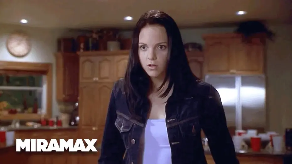 Відео до фільму Дуже страшне кіно | Surprise, Cindy!