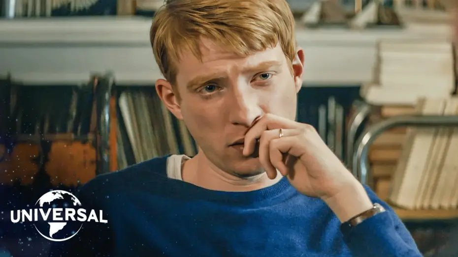 Відео до фільму Коханий з майбутнього | "Do You Want To Know The Big Secret?"