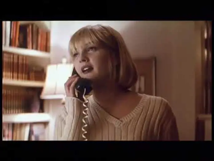 Відео до фільму Крик | SCREAM   Tr&aacute;iler Espa&ntilde;ol videoclub