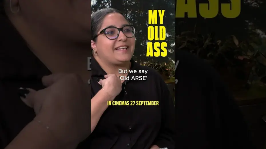 Відео до фільму Моя стара дупа | MY OLD ASS actors Aubrey Plaza and Maisy Stella try their best British accents.