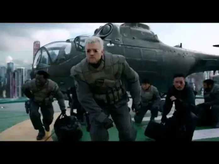 Відео до фільму Привид у броні | GHOST IN THE SHELL con Scarlett Johansson - Featurette "Sezione 9" (sottotitoli in italiano)