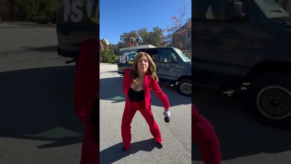 Відео до фільму Дуже страшне кіно | They don&rsquo;t even need a ball to throw down.