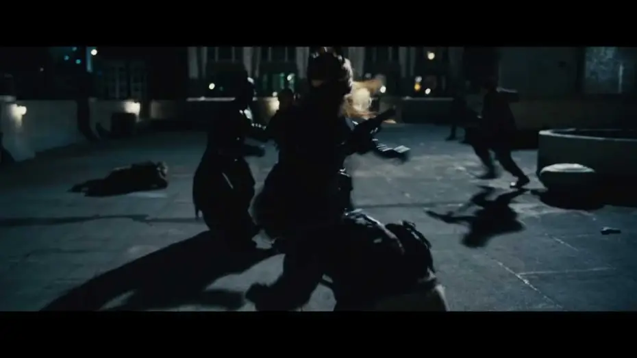 Відео до фільму Темний лицар повертається | Il Cavaliere Oscuro - Il Ritorno | Secondo trailer italiano ufficiale