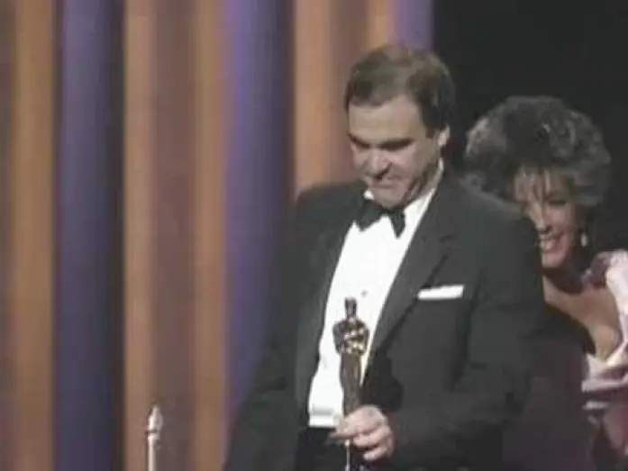 Відео до фільму Взвод | Oliver Stone Wins Best Director: 59th Oscars (1987)
