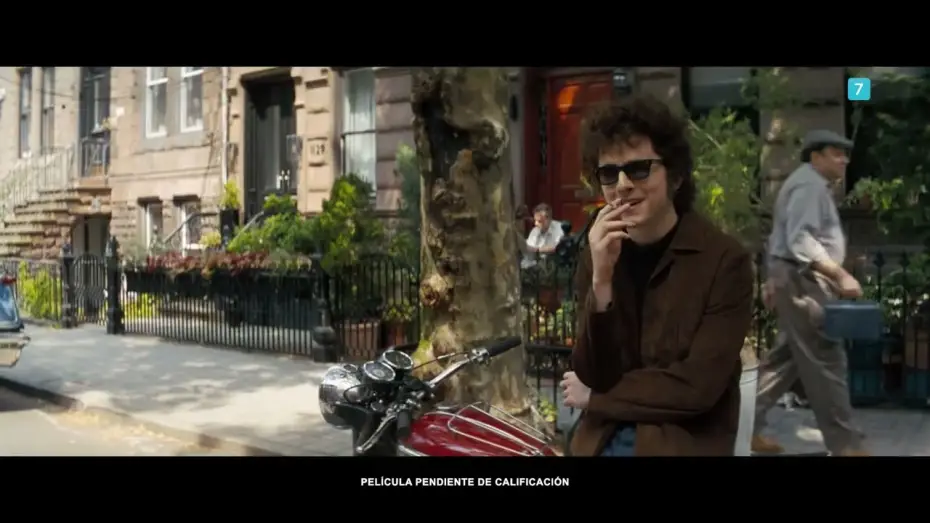 Відео до фільму Боб Ділан: Цілковитий незнайомець | Anuncio: 'Bonneville T100'