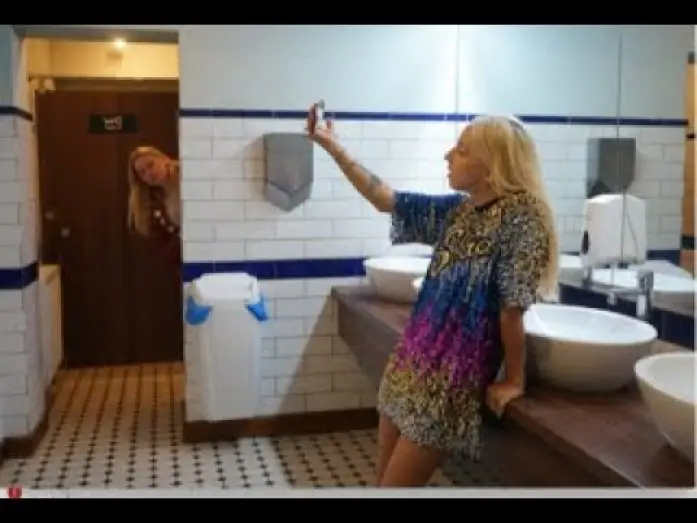 Відео до фільму Не очікуйте забагато від кінця світу | Sales Trailer [Subtitled]