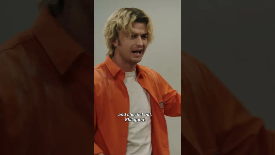 Відео до фільму Об'єкт X | Weirdest first date ever?