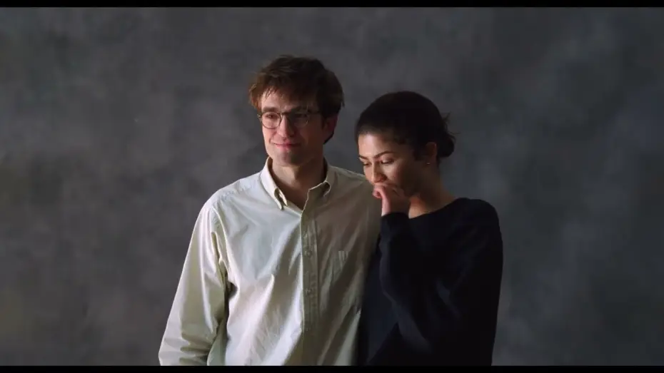 Відео до фільму Любить не любить | Exclusively in Cinemas April 3rd