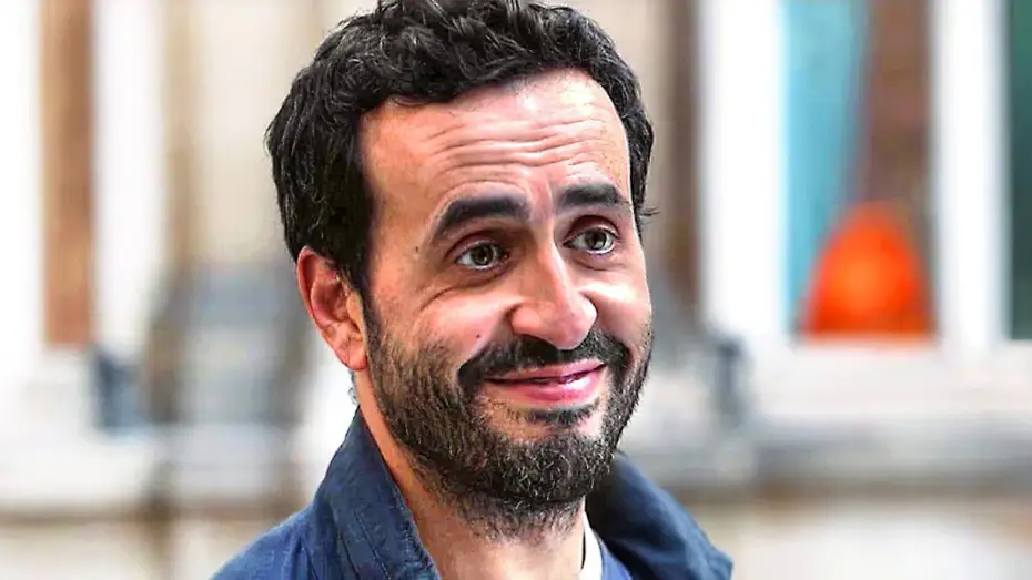 Відео до фільму Кредитні пройдисвіти | UNE ANN&Eacute;E DIFFICILE Bande Annonce (2023) Jonathan Cohen, Com&eacute;die