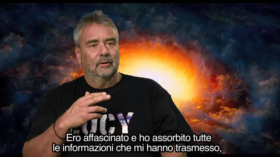 Відео до фільму Люсі | Lucy con Scarlett Johansson: intervista al regista Luc Besson (sottotitoli in italiano)