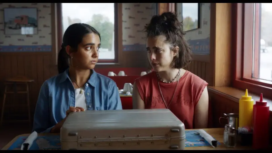 Відео до фільму Лялі їдуть далі | Drive-Away Dolls | Secondo Trailer Ufficiale