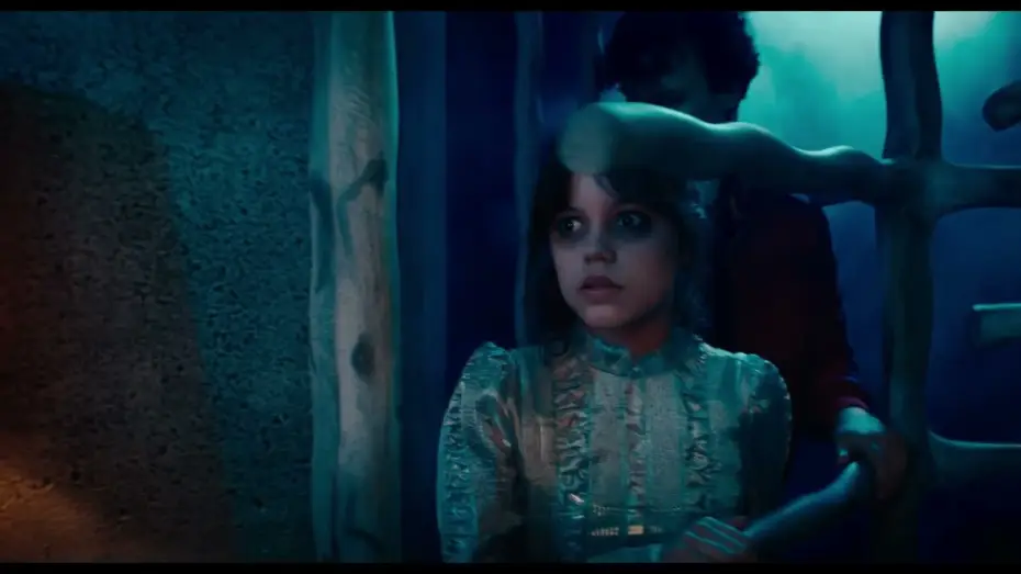 Відео до фільму Бітлджюс, Бітлджюс | Spot "Alive"