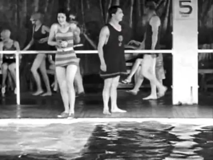 Відео до фільму Кінооператор | bande annonce le cameraman.wmv