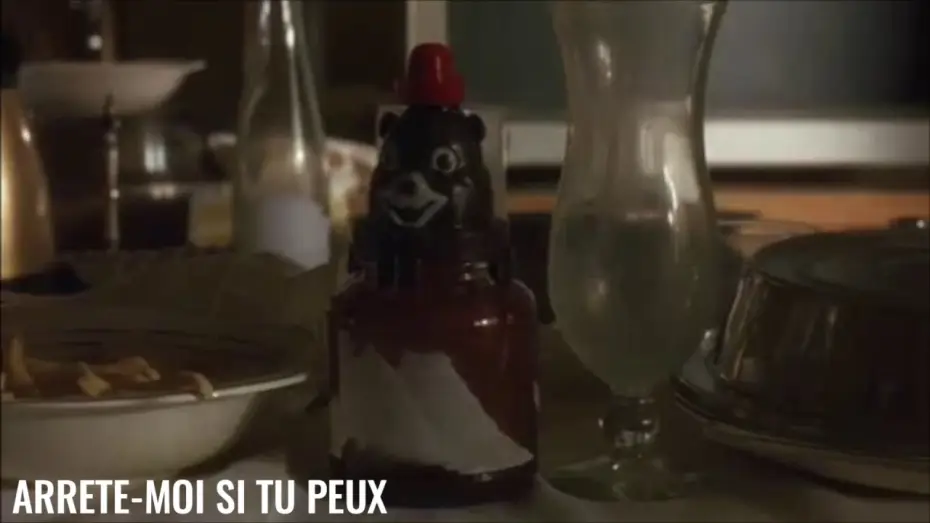 Відео до фільму Упіймай мене, якщо зможеш | Arr&ecirc;te-moi si tu peux - Sc&egrave;ne culte - Le bluff du portefeuille