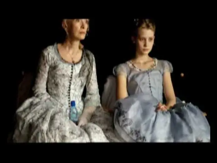 Відео до фільму Аліса в Країні чудес | ALICE IN WONDERLAND - Alla ricerca di Alice: i costumi (featurette)