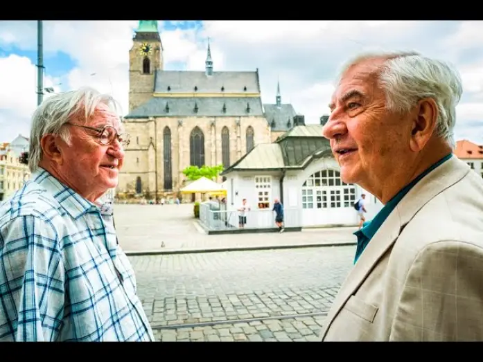 Відео до фільму Někdo to r&aacute;d v Plzni | NĚKDO TO R&Aacute;D V PLZNI (2026) - fin&aacute;ln&iacute; ofici&aacute;ln&iacute; trailer