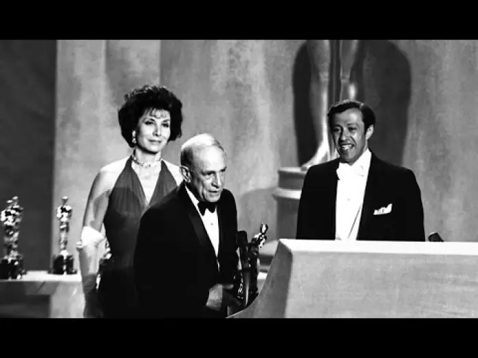 Відео до фільму Квартира | "The Apartment" winning the Oscar&reg; for Film Editing