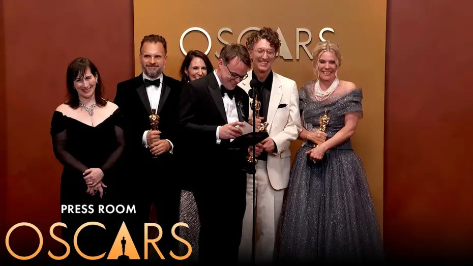 Відео до фільму Містер Ніхто проти путіна | Mr. Nobody Against Putin Best Documentary Feature Film Press Room Speech | 98th Oscars (2026)