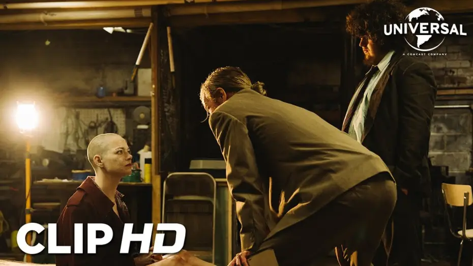 Відео до фільму Буґонія | Clip en espa&ntilde;ol - Interrogatorio