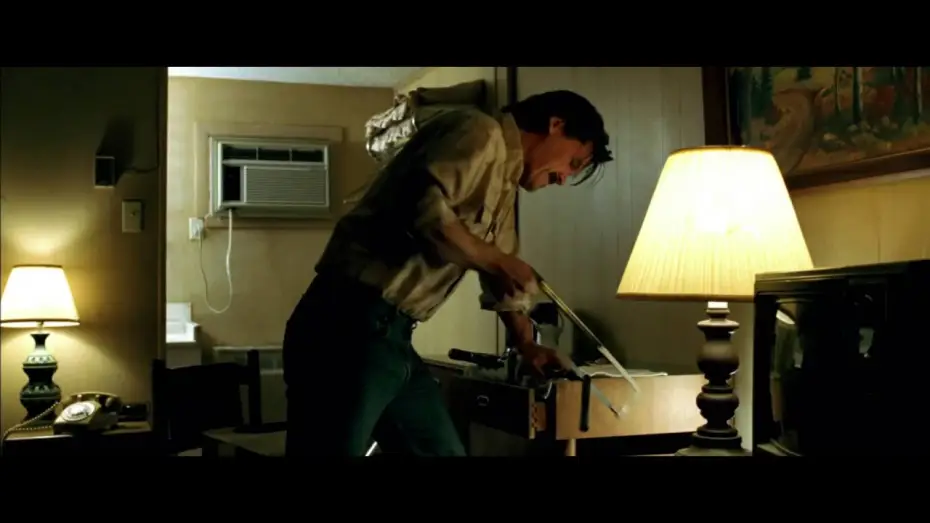 Відео до фільму Старим тут не місце | No Es Pa&iacute;s Para Viejos: Tr&aacute;iler En Espa&ntilde;ol HD 1080P