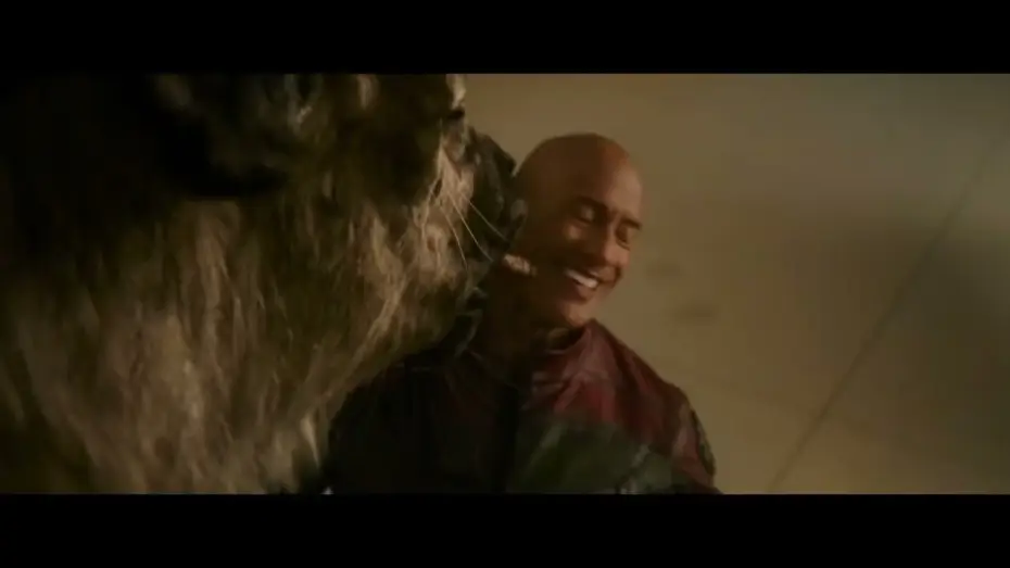 Відео до фільму Кодове ім'я &laquo;Червоний&raquo; | Salvar la Navidad requiere m&aacute;s que buenos deseos... [VOSE]