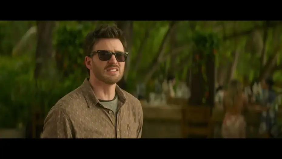 Відео до фільму Кодове ім'я &laquo;Червоний&raquo; | Bumper "Snowman"