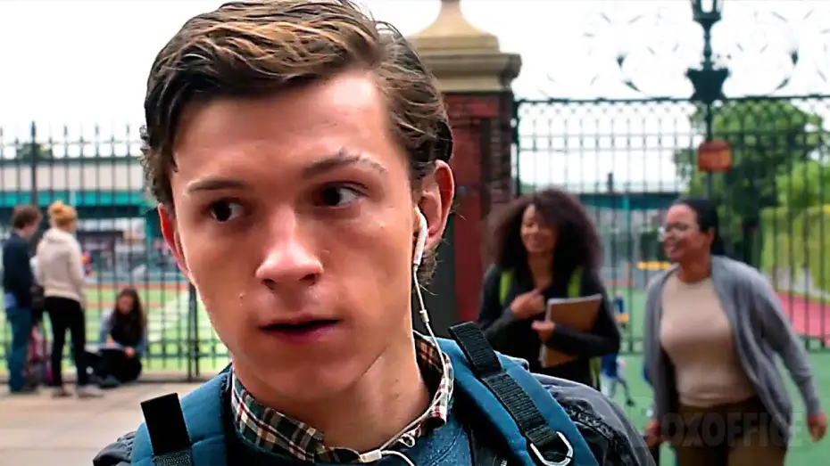 Відео до фільму Людина-павук: Повернення додому | Le premier jour de Peter Parker &agrave; l'&eacute;cole | Spider-Man: Homecoming | Extrait VF