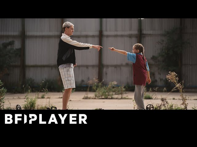 Відео до фільму Забіяка | Mark Kermode reviews Scrapper (2023) | BFI Player