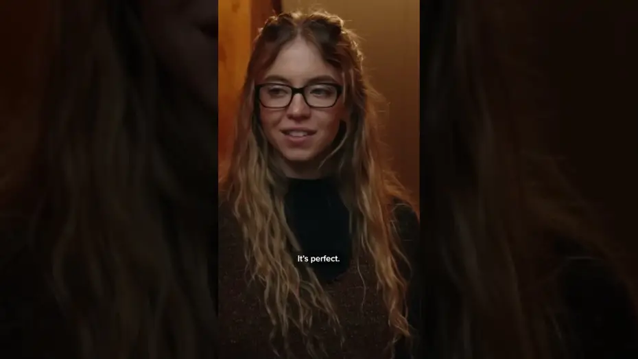 Відео до фільму Служниця | you might want to warm up your face muscles before Boxing Day...