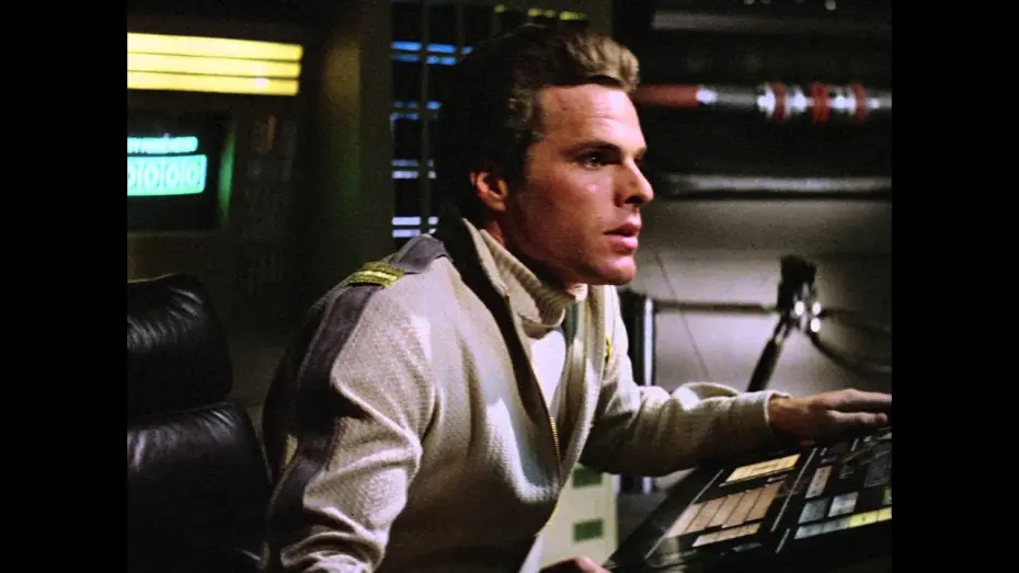 Відео до фільму Чорна діра | The Black Hole - Трейлер