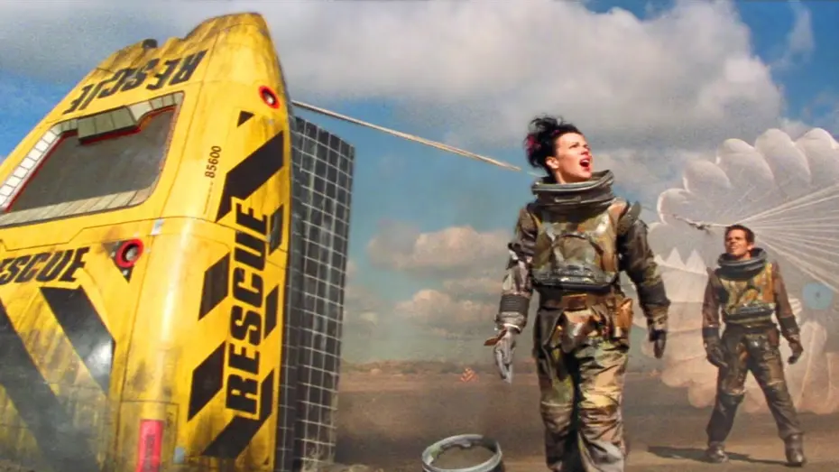 Відео до фільму Космічні далекобійники | Space Truckers (1996) TRAILER [HD]