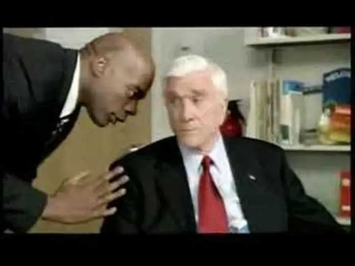 Відео до фільму Дуже страшне кіно 4 | Scary Movie 4 (triler en espa&ntilde;ol)