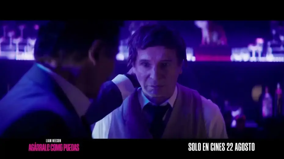 Відео до фільму Голий пістолет | Chute de risa