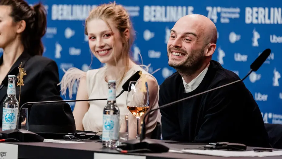 Відео до фільму Зозуля | Berlinale Press Conference "Cuckoo"
