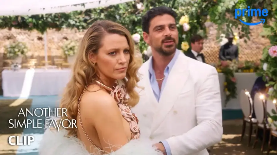 Відео до фільму Ще одна проста послуга | Emily's Mother Crashes Her Wedding