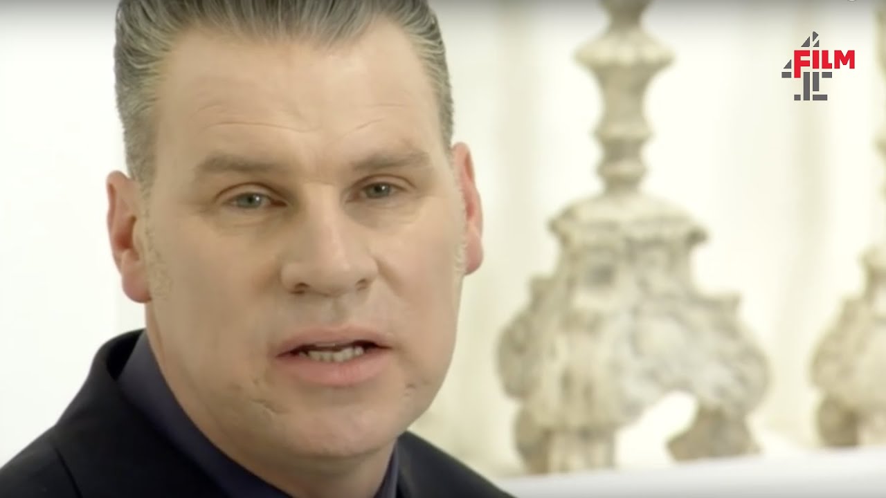 Відео до фільму Ікло | Mark Kermode introduces Yorgos Lanthimos' Dogtooth