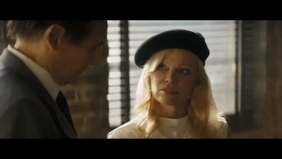 Відео до фільму Голий пістолет | "True Crime Novels" Film Clip