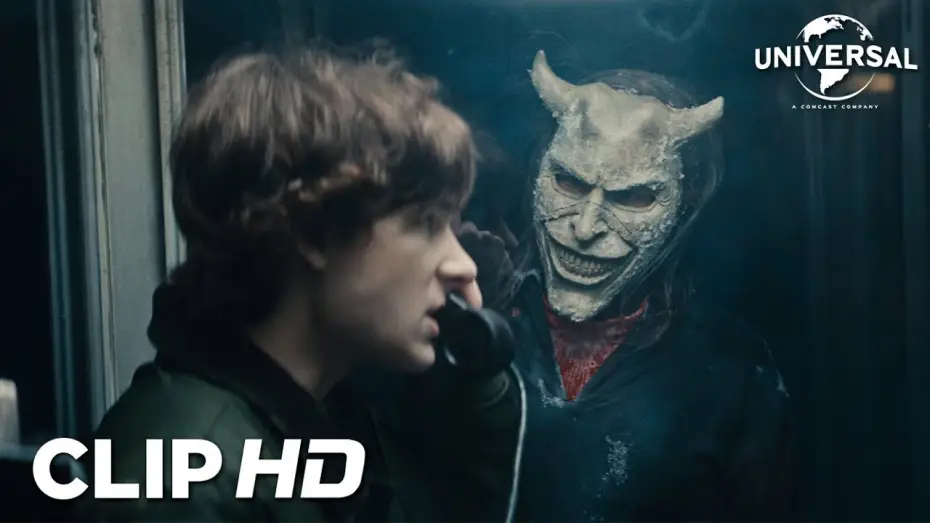 Відео до фільму Чорний телефон 2 | Clip en espa&ntilde;ol - El Captor llama a Finn