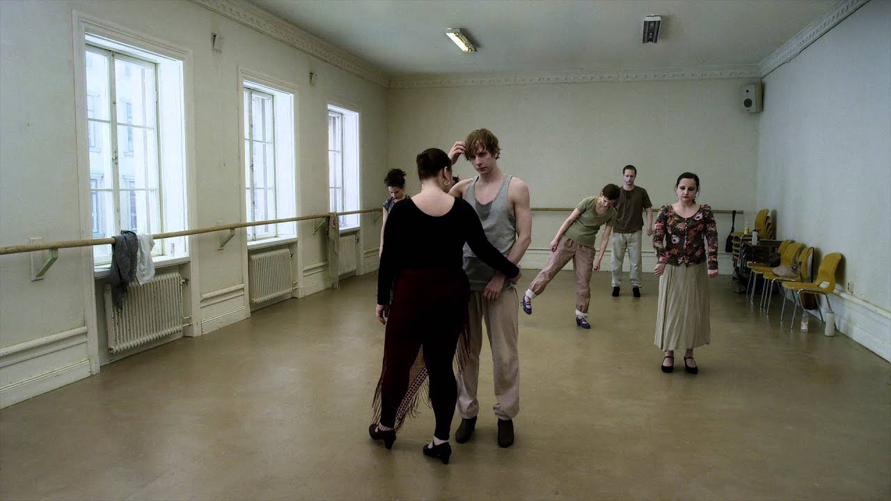 Відео до фільму Сидів голуб на гілці, міркуючи про буття | Голубь сидел на ветке, размышляя о бытии - Trailer