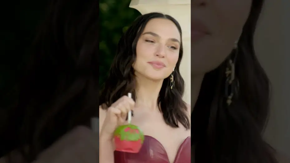 Відео до фільму Білосніжка | Magic Mirror on the Wall, what is the happiest place of them all?