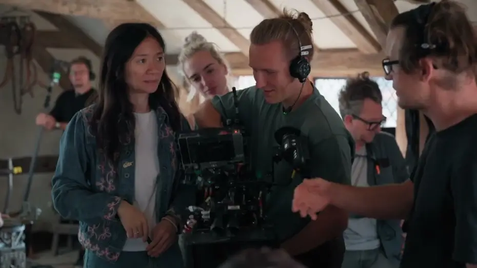 Відео до фільму Гамнет | "All The World Is A Stage" Official Featurette