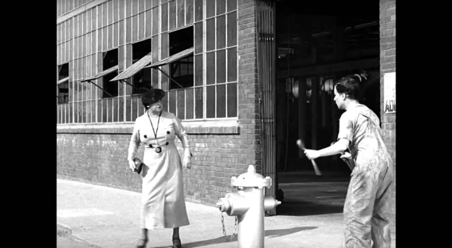 Відео до фільму Новітні часи | MODERN TIMES - TEMPI MODERNI - Trailer (Il Cinema Ritrovato al cinema)