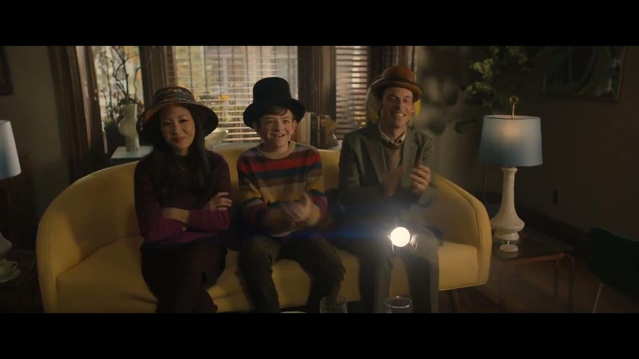 Відео до фільму Мій домашній крокодил | Lyle, Lyle, Crocodile - Hector's Magic Show