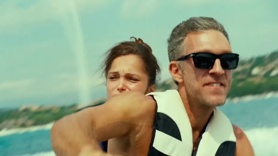 Відео до фільму Ця незручна мить | Un Momento di Follia - Trailer Ufficiale Italiano | HD